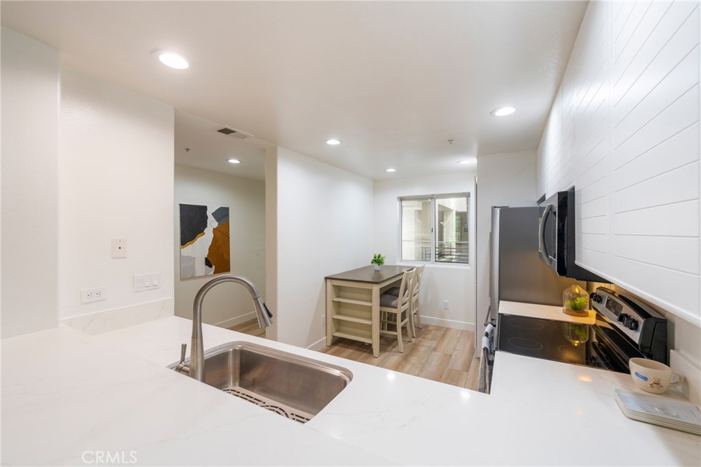 Metropolitan (MET) - Residential