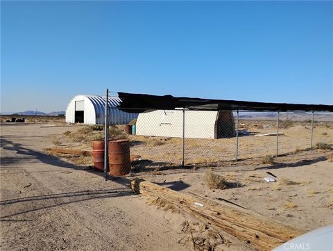 Photo of 48444 Memorial Drive, Newberry Springs, CA 92365 (MLS # SR25152430) Photo of 48444 Memorial Drive, Newberry Springs, CA 92365 (MLS # SR25152430)