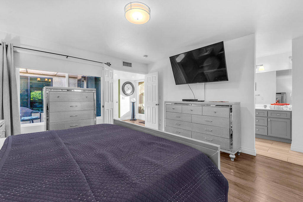 Sommerset So. Palm D - Residential