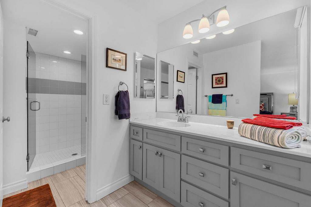 Sommerset So. Palm D - Residential