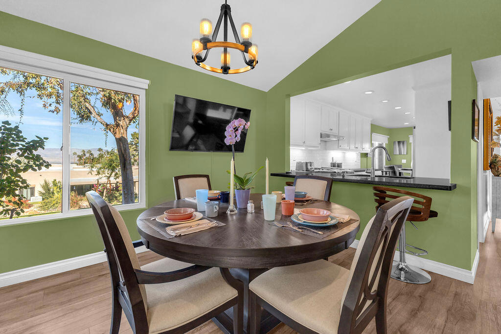 Sommerset So. Palm D - Residential