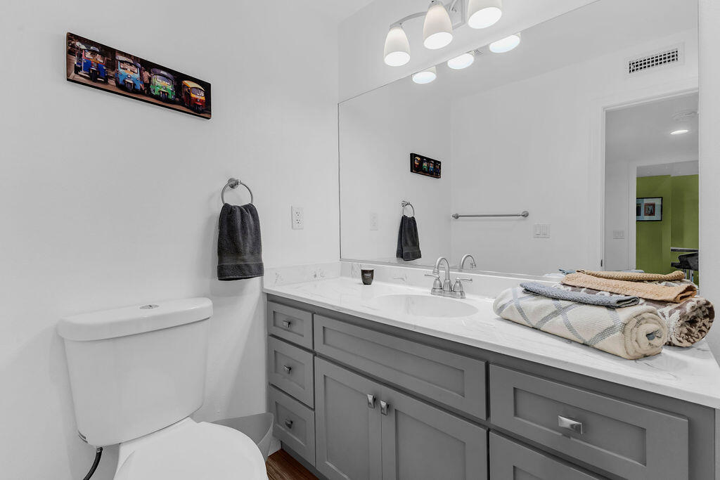 Sommerset So. Palm D - Residential