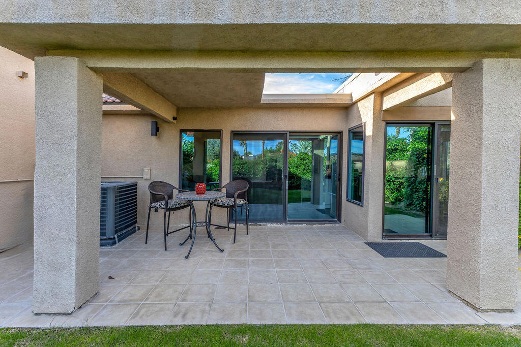 Sommerset So. Palm D - Residential