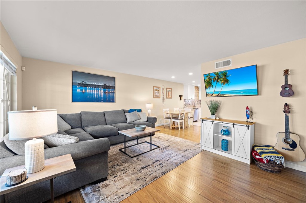 2404 Niagara