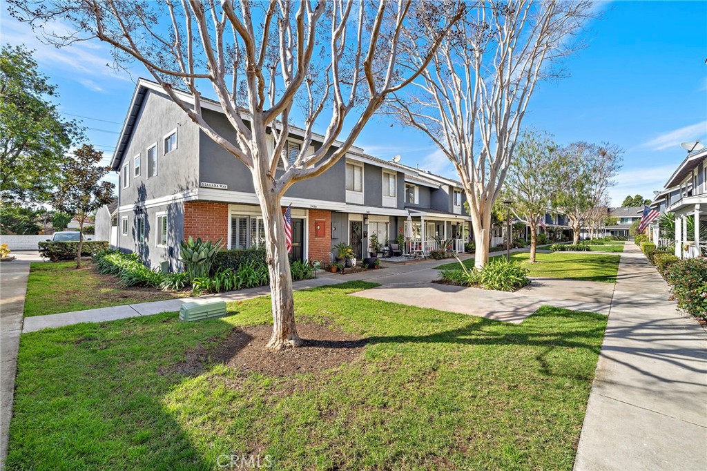 2404 Niagara