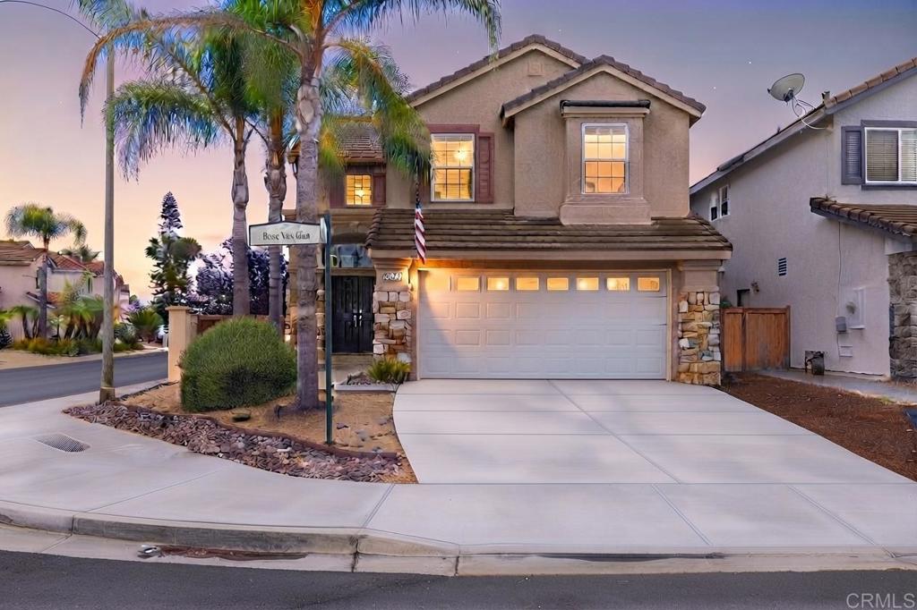 2043 Dawn View Glen