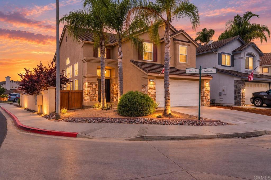 2043 Dawn View Glen