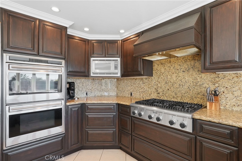 Hilltop Place (HP) - Residential