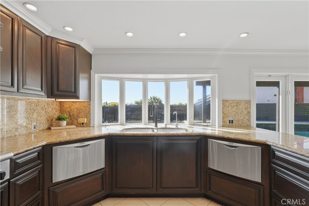 Hilltop Place (HP) - Residential