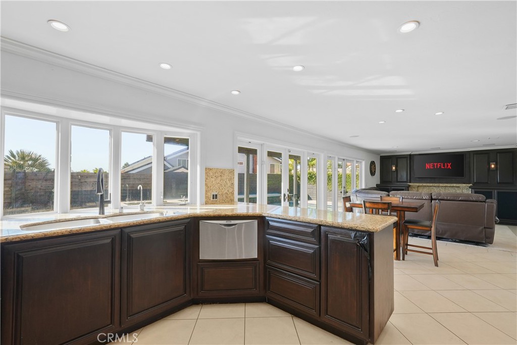 Hilltop Place (HP) - Residential