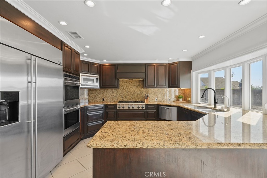 Hilltop Place (HP) - Residential