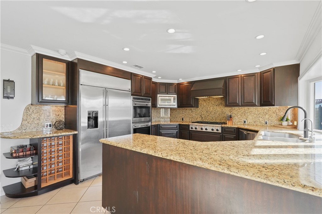 Hilltop Place (HP) - Residential