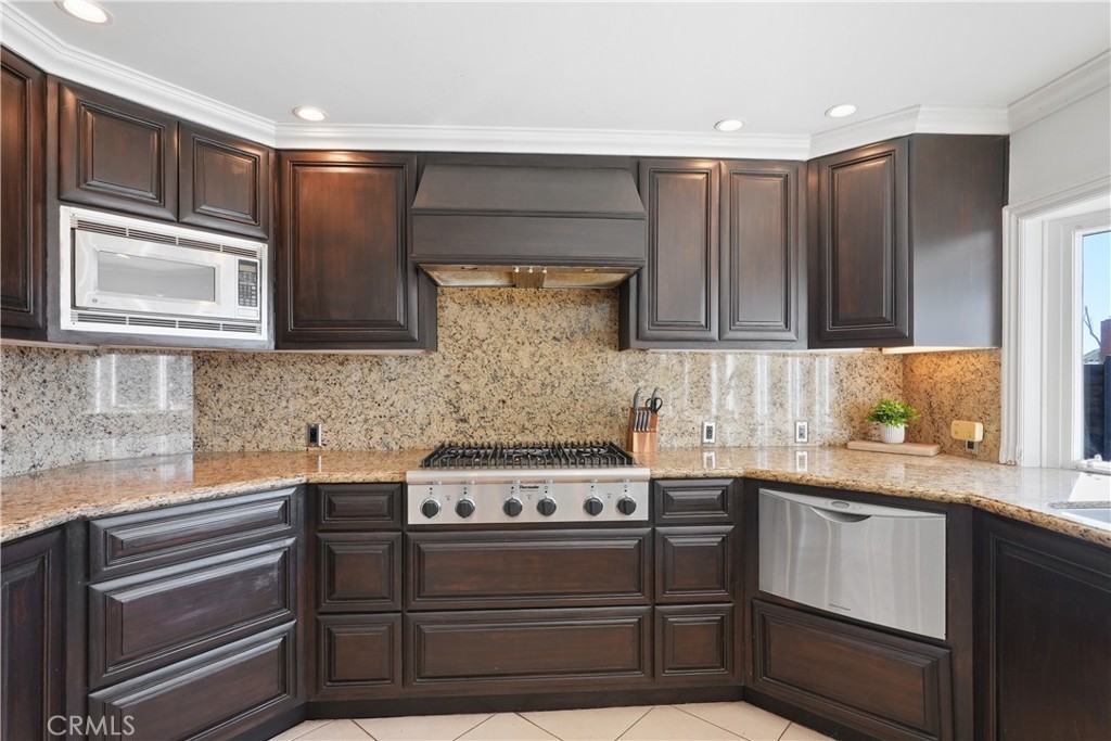 Hilltop Place (HP) - Residential