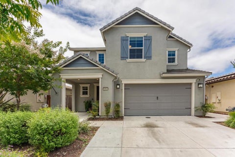 Photo of 552 Cadiz Drive, Hollister, CA 95023 (MLS # ML82051770)