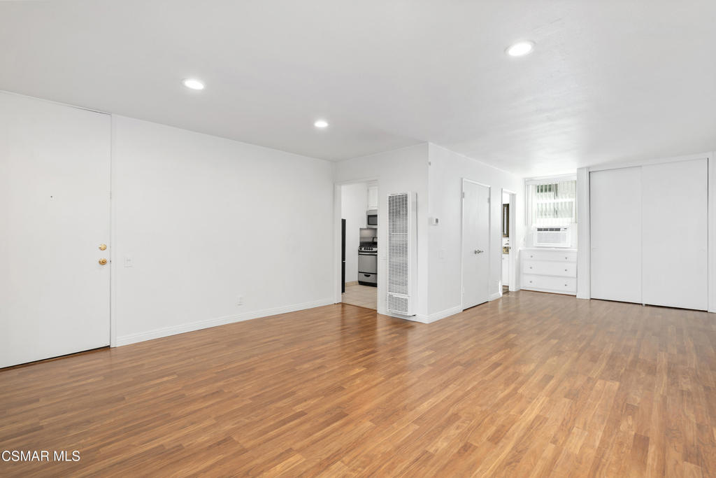 31567 Lindero Canyon Road 6
