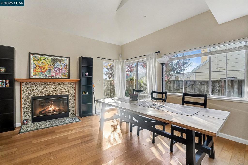 CRYSTAL POINTE - Residential