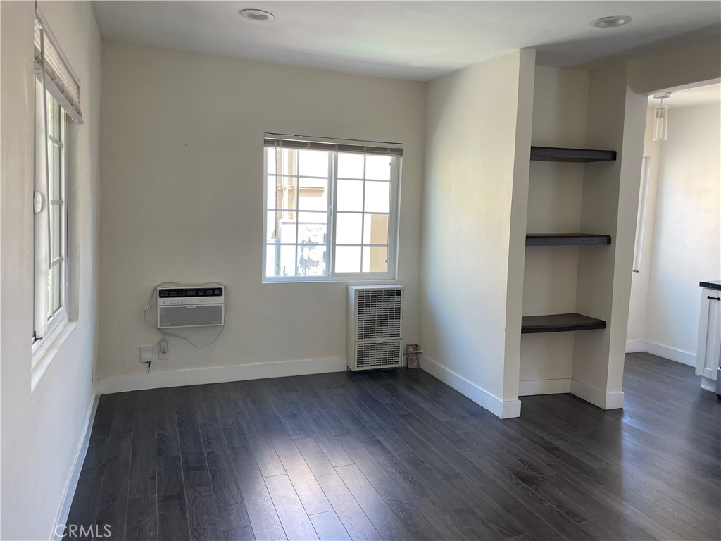 Experience modern living in this beautifully remodeled bungalow. This unit offers updated appliances, in-unit laundry, A/C & heat, and is pet-friendly. Minutes from Los Feliz, Sunset Junction, and Silver Lake. Short drive to Silver Lake Reservoir, Hollywood Blvd, Echo Park Lake, and Dodger Stadium. Quick access to 101, 110, and 2 freeways. Lease Terms: 12-month minimum lease, Security deposit, first and last month's rent due at signing upon acceptance.
