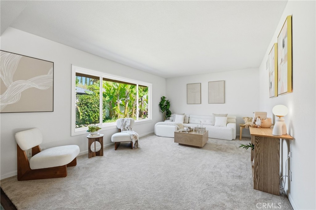 12885 Old Foothill