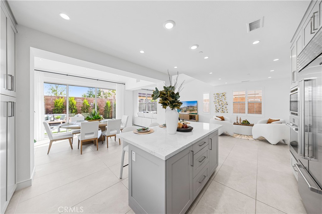 Fresco - Residential