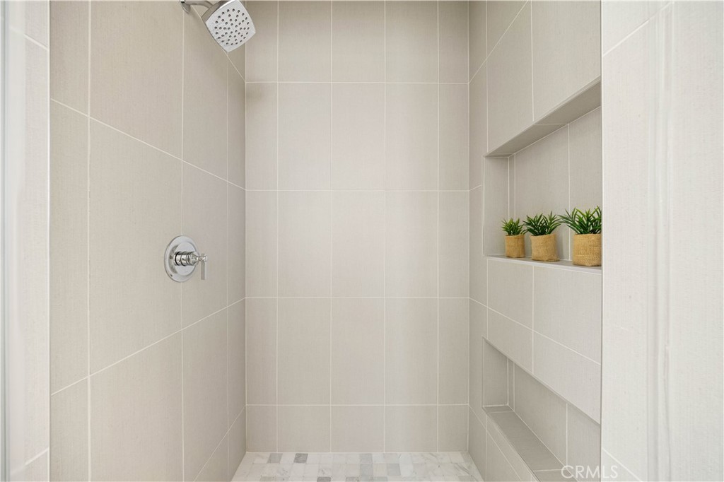 Fresco - Residential