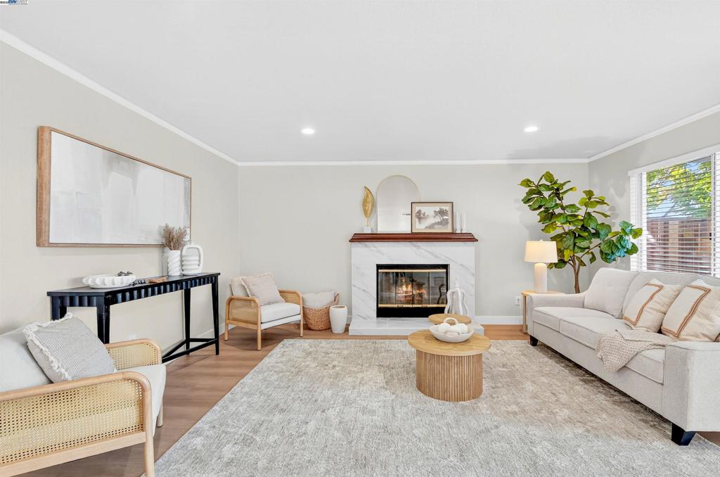CANYON CREST - Residential
