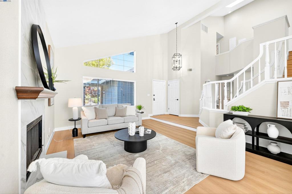 CANYON CREST - Residential