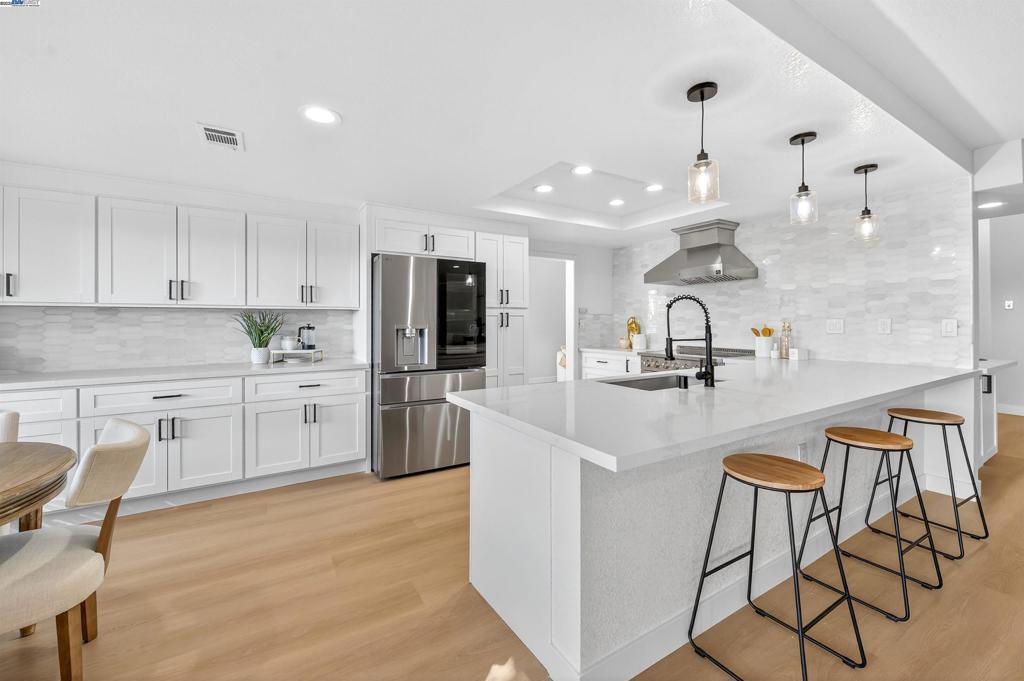 CANYON CREST - Residential