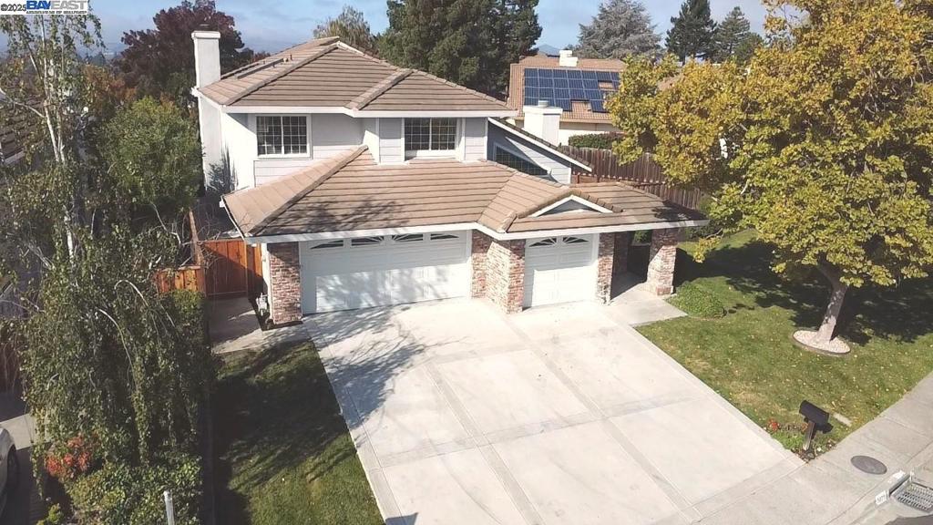 CANYON CREST - Residential
