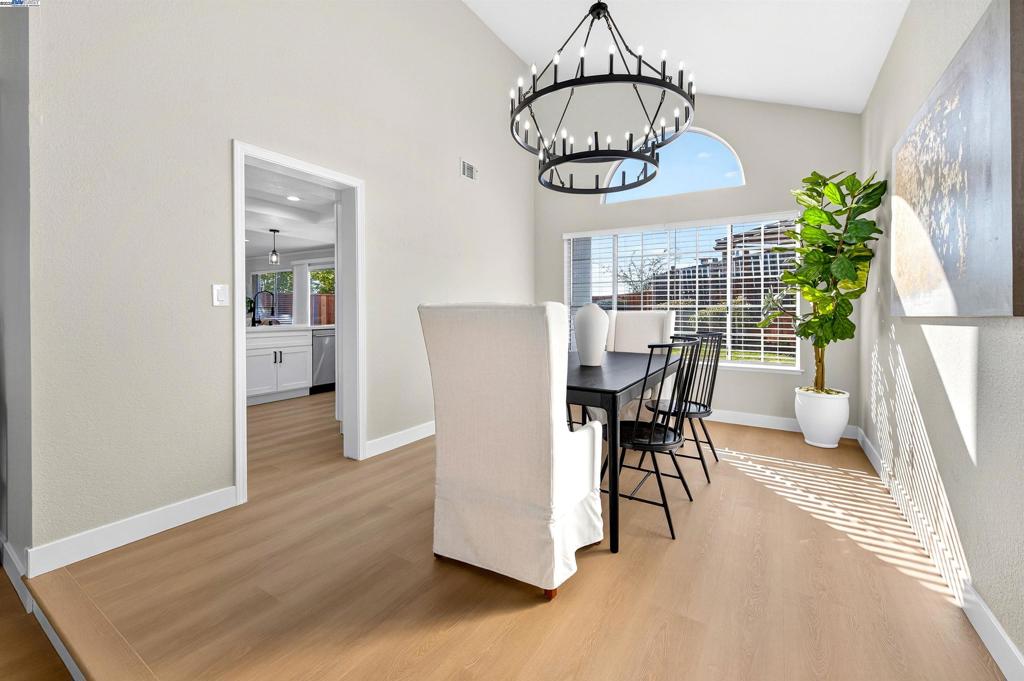 CANYON CREST - Residential