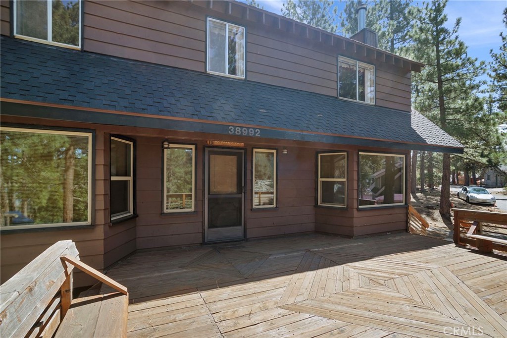 38992 Bayview Lane
