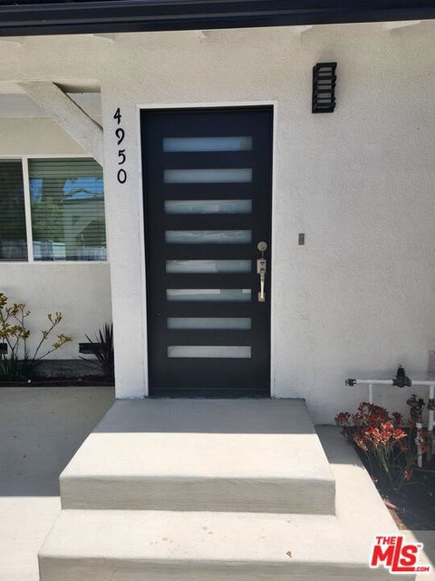 Photo of 4950 Topanga Canyon Boulevard, Los Angeles, CA 91364 (MLS # 26869503)