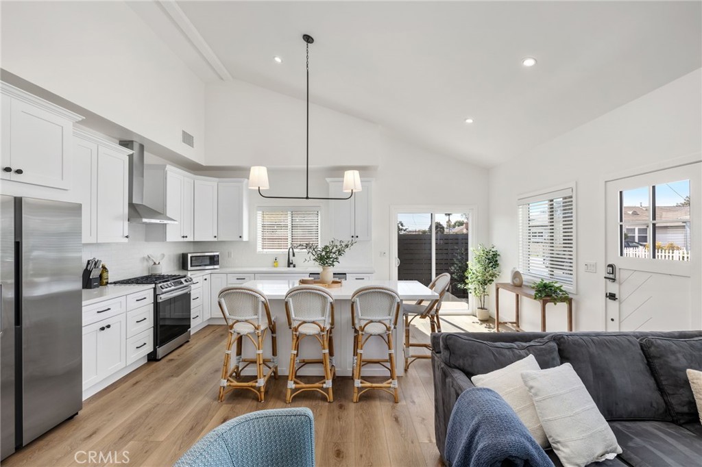 4878 W 133rd Street