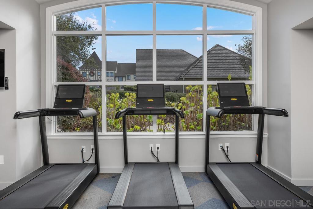Del Mar - Residential