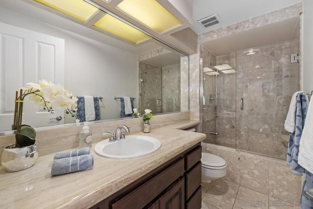 Del Mar - Residential