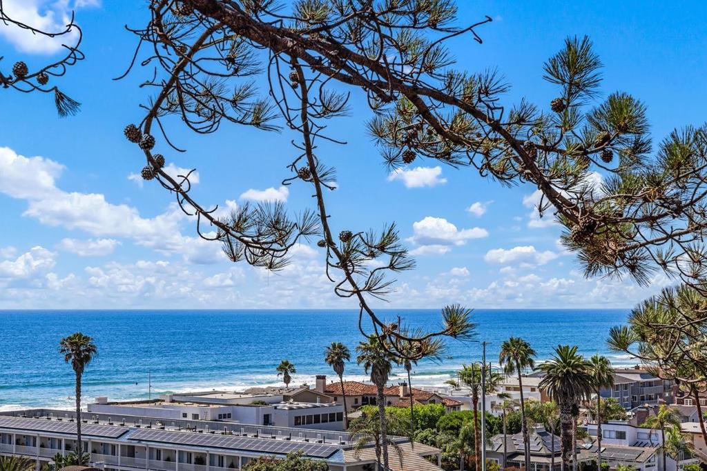 Del Mar - Residential
