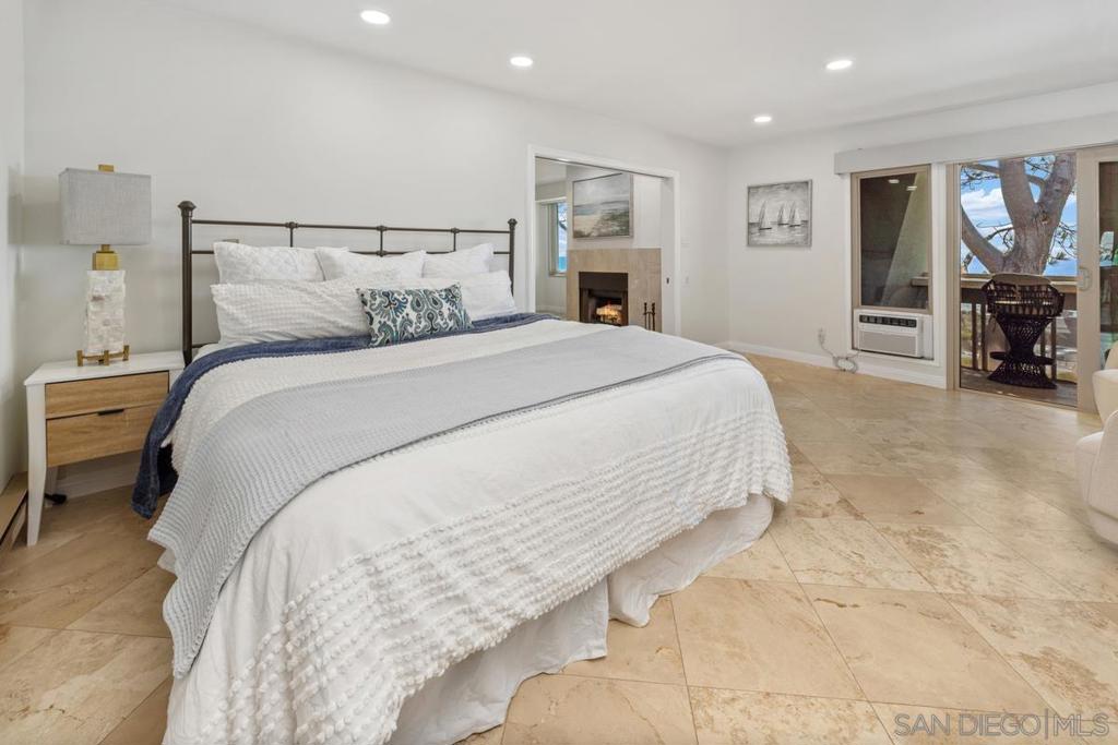 Del Mar - Residential