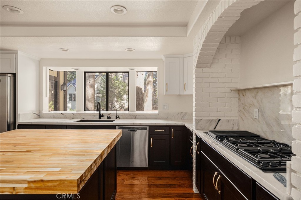 Arrowhead Woods (AWHW) - Residential