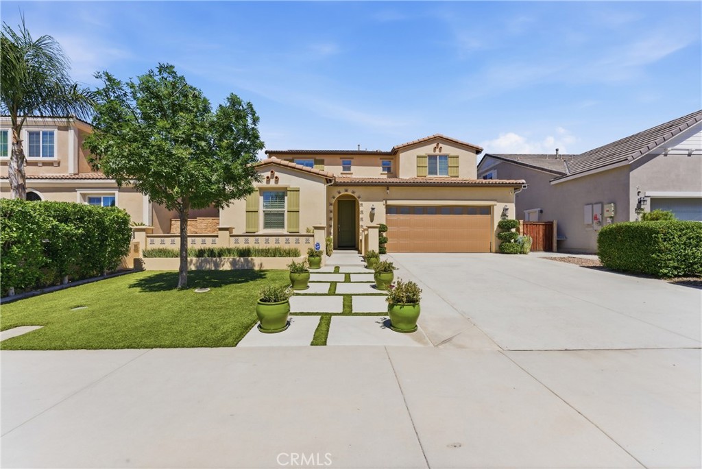 27433 Saginaw