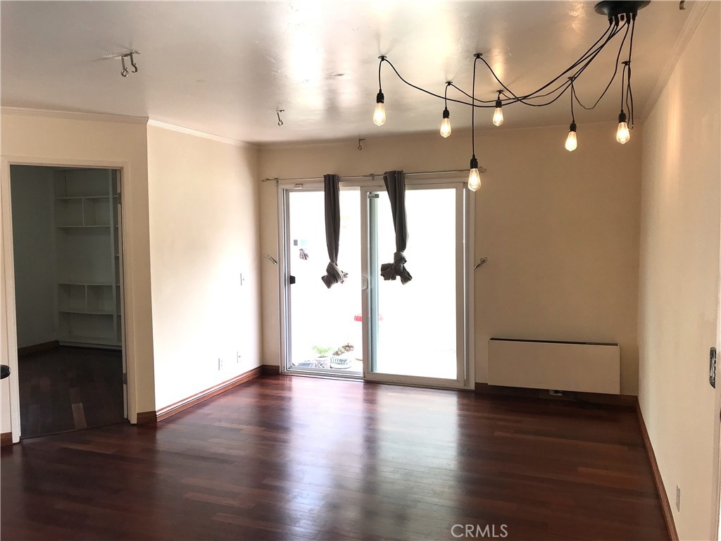 2 Bedroom/1 bathroom condo located in La Jolla Terrace, walking distance to UC San Diego, bus stop and shopping, Easy access to Freeway 5,
hardwood floor, custom built cherry kitchen, granite counter tops, double sink, track lighting, crown molding, built in shelving, cedar closet, dual pane windows, slate patio, inside laundry with washer & dryer, refrigerator and microwave, parking-one car detached garage and one open space, common area amenities-pool & spa, application must provide financial information with proof of sufficient income and good credit history.