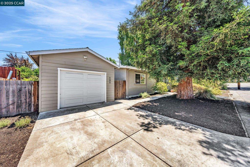 MACDONOUGH - Residential