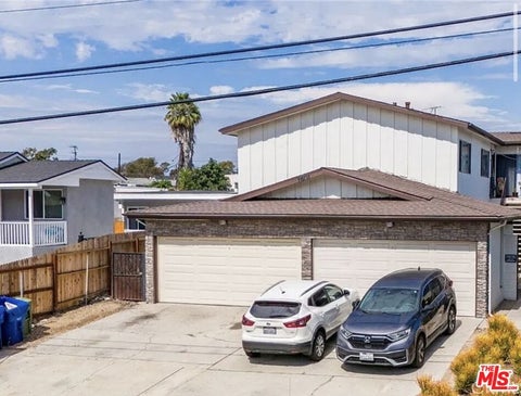 Photo of 1601 Torrance Boulevard #2, Torrance, CA 90501 (MLS # 26871021)
