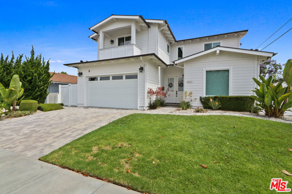4903 White Court