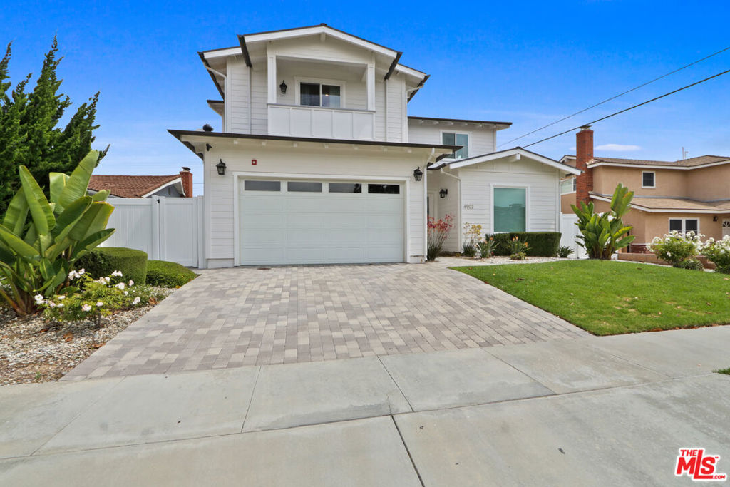 4903 White Court