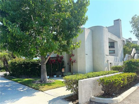 12584 Montecito Road 5 Seal Beach CA 90740