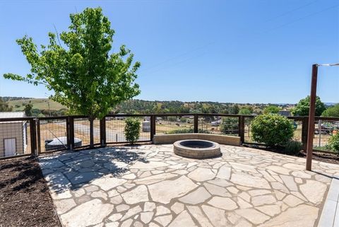 Tiny photo for 5880 Silverado Place, Paso Robles, CA 93446 (MLS # NS26076582)