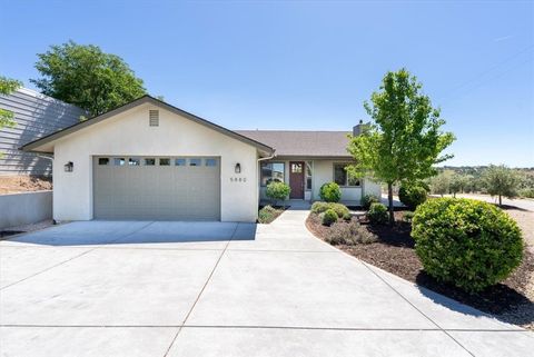 Tiny photo for 5880 Silverado Place, Paso Robles, CA 93446 (MLS # NS26076582)