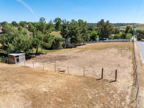 Tiny photo for 5880 Silverado Place, Paso Robles, CA 93446 (MLS # NS26076582)