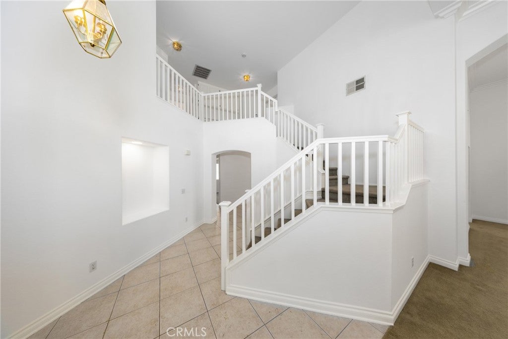 3142 Stallion Street