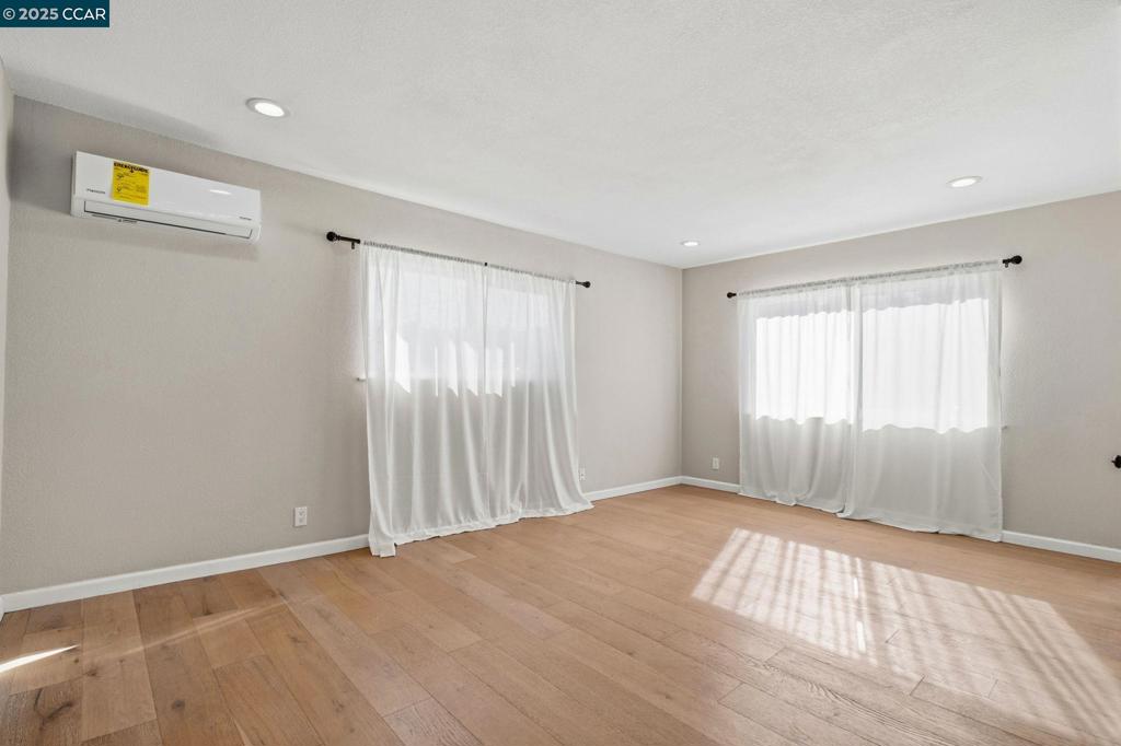 DOWNTOWN - Residential