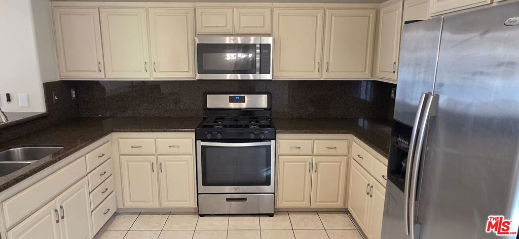 Sycamore Townhomes - Residential
